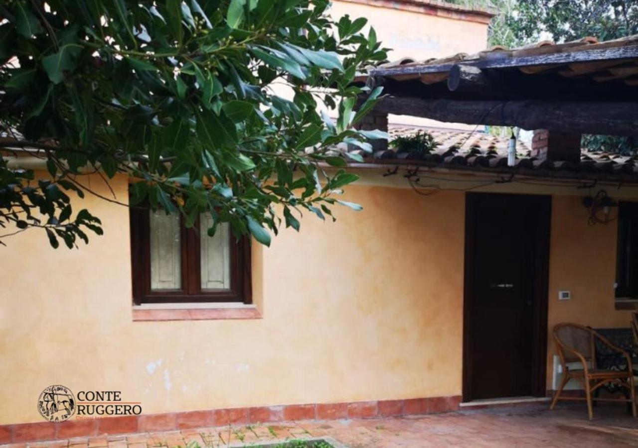 Tenuta Conte Ruggero Santa Domenica  Esterno foto